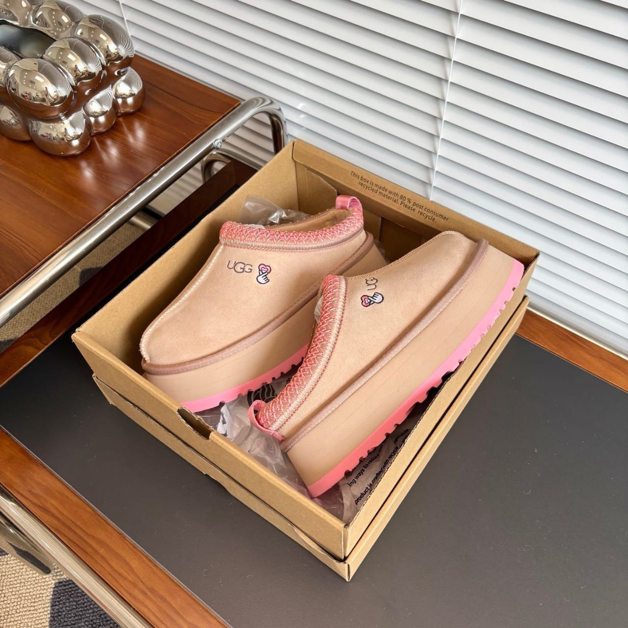 UGG Tazz II Beige/Rose