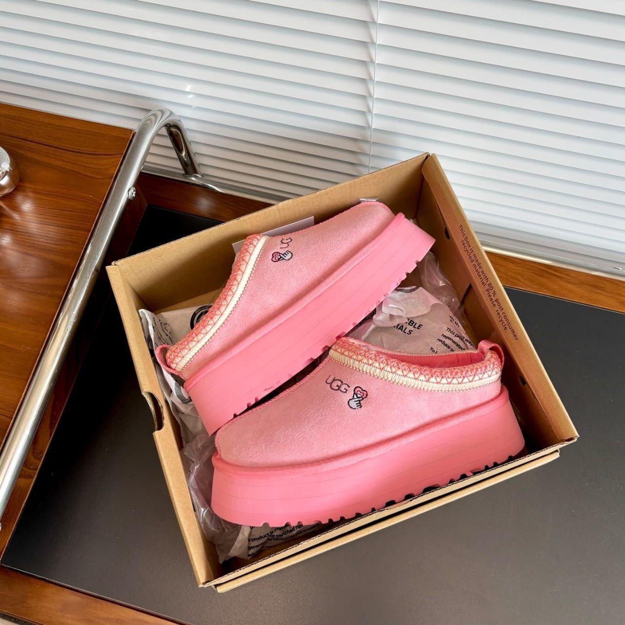 UGG Tazz II Rose