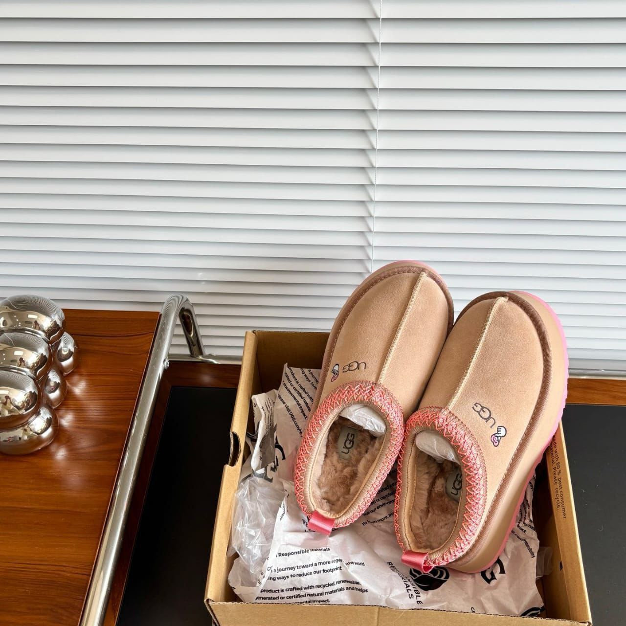 UGG Tazz II Beige/Rose