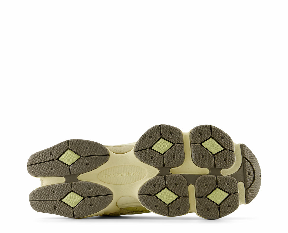 New balance 9060 Parchment avec calcium