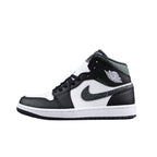 Air Jordan 1 Mid Noir/Blanc/Rouge GYM (Copie)