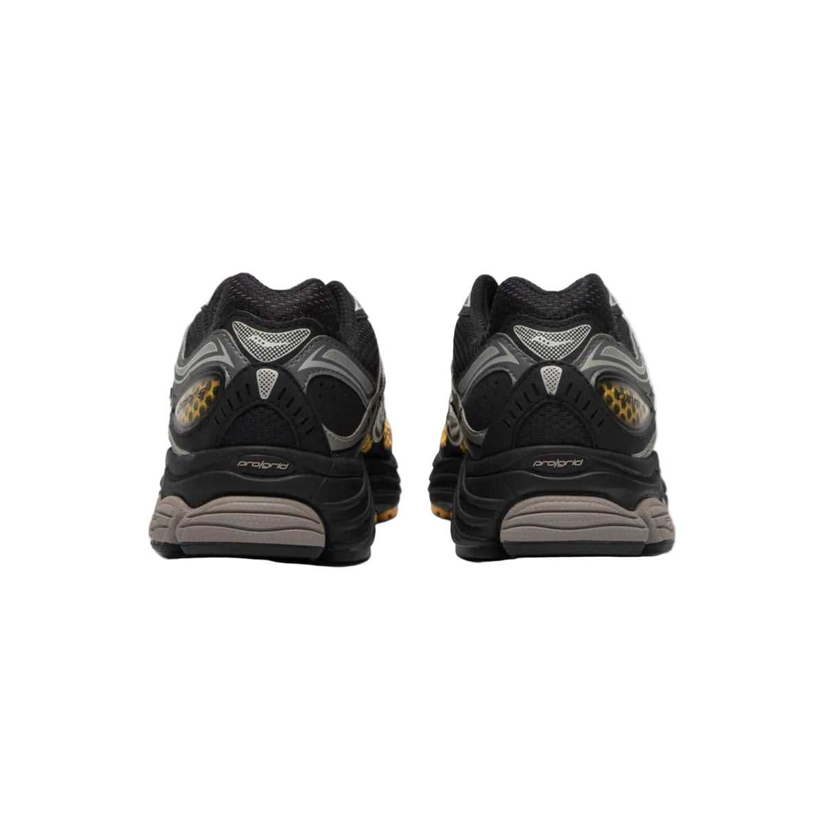 Saucony ProGrid Omni 9 Noir / or