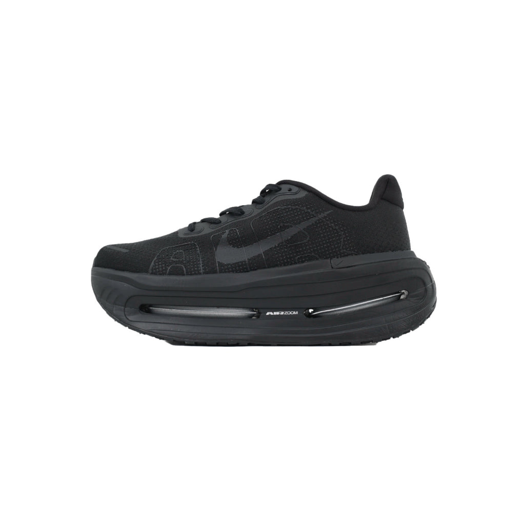 NIKE Vomero 19 All Black