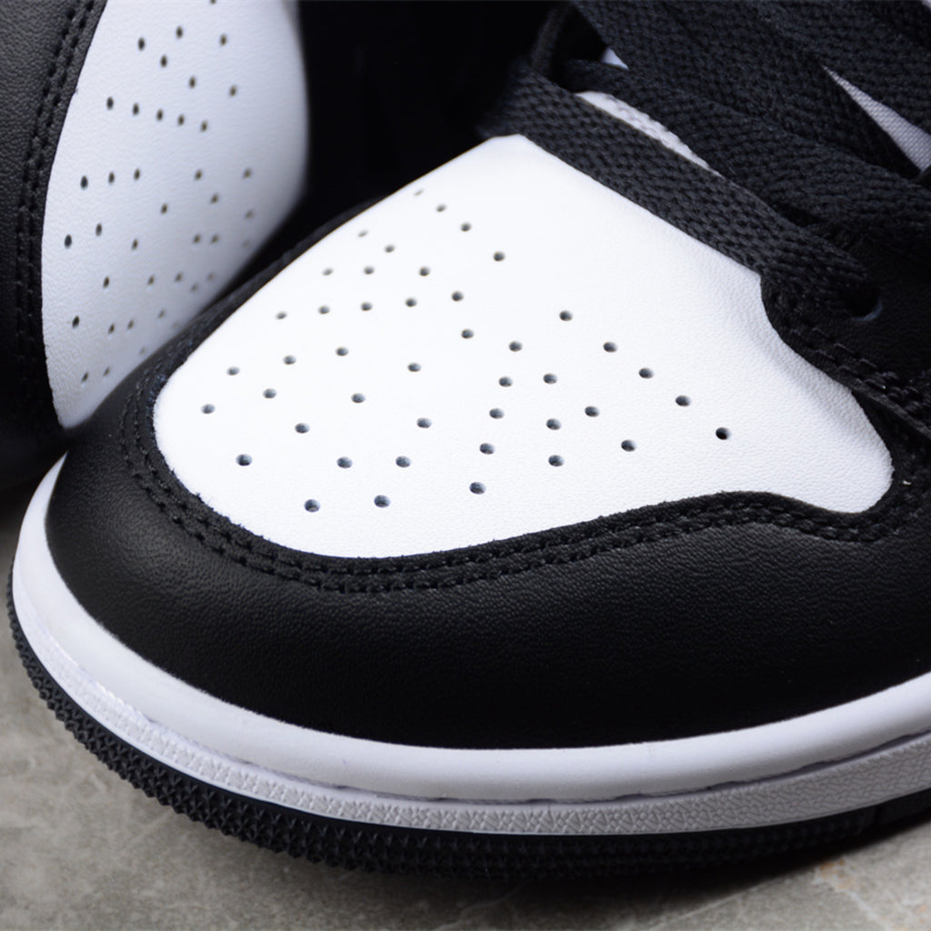 Air Jordan 1 Mid Noir/Blanc/Rouge GYM (Copie)