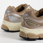 Saucony Progrid Omni 9 OG beige et camel
