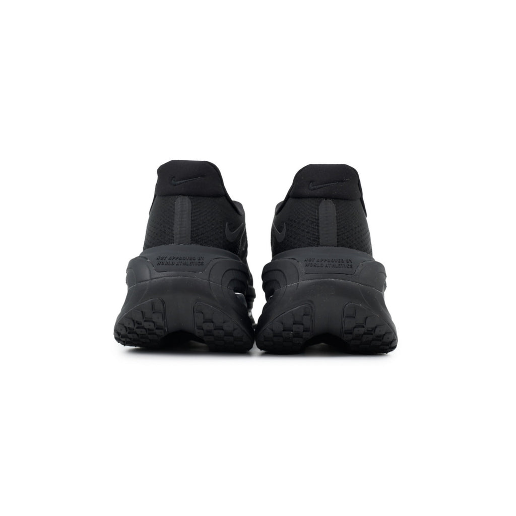 NIKE Vomero 19 All Black