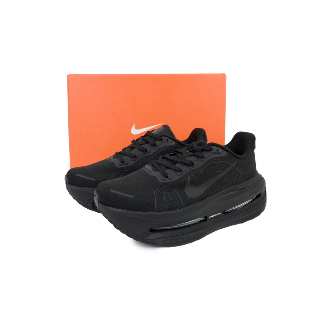NIKE Vomero 19 All Black